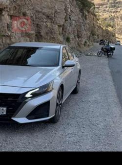 نيسان ألتيما